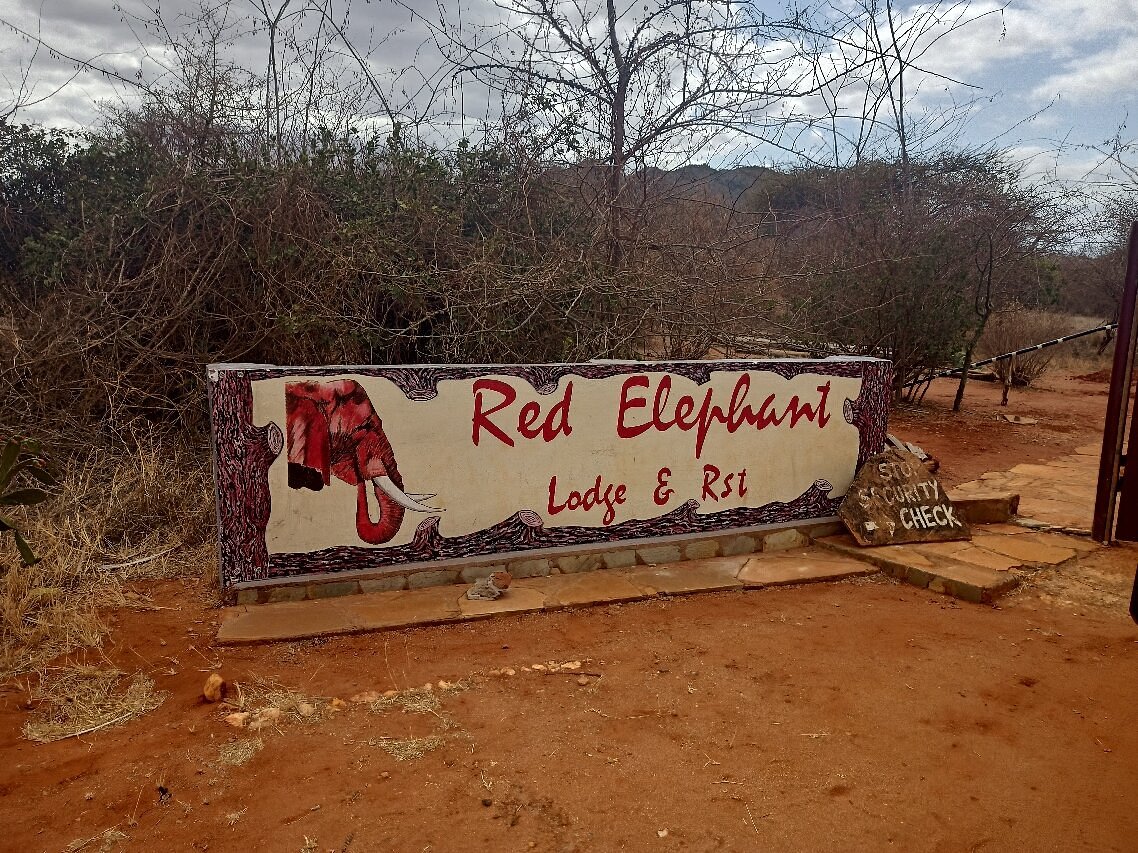 Red Elephant Lodge